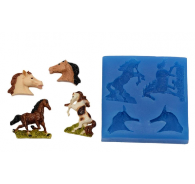 First Impressions Horse Set
