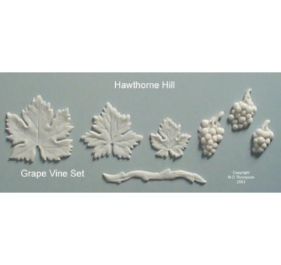 Hawthorne Hill Grape Vine Set